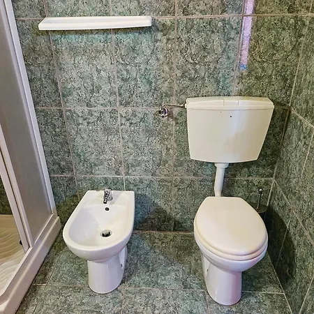 לינה וארוחת בוקר Varavventura ריקו דל גולפו די ספאציה